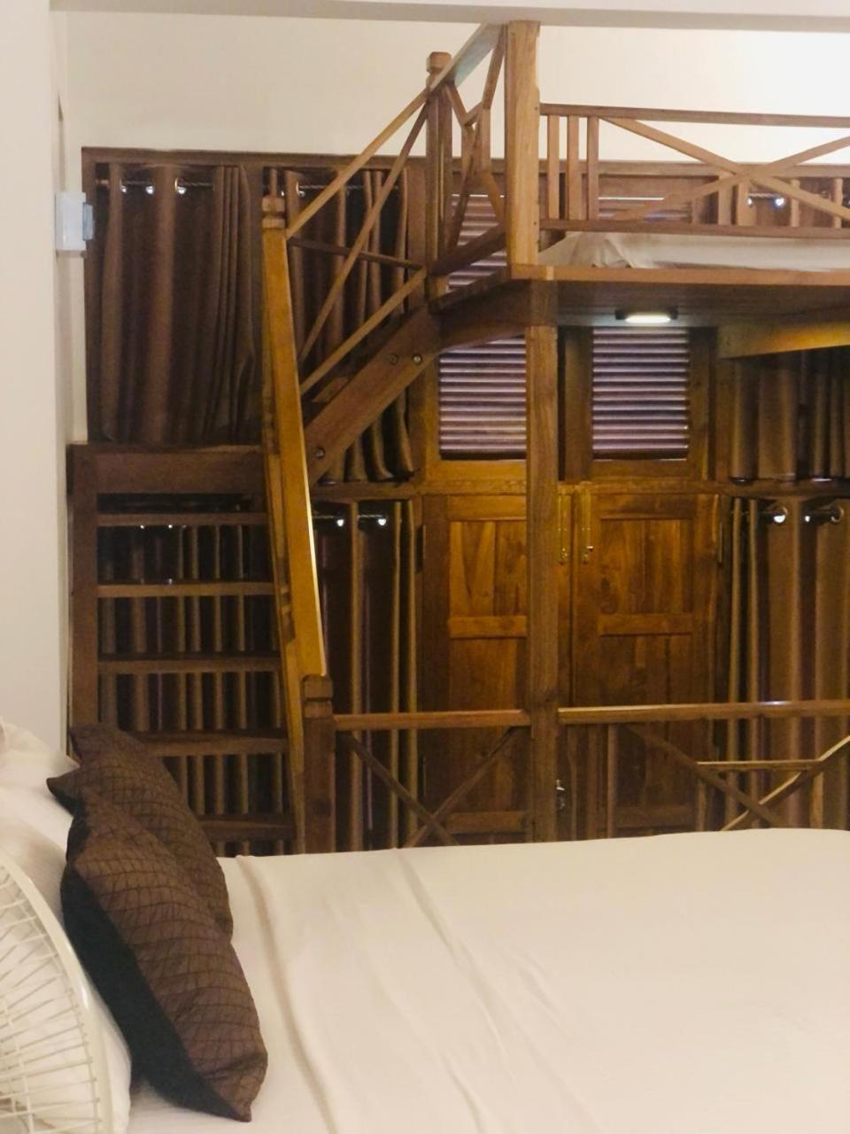 Landa Holiday House เบลิฮุล โอยา ภายนอก รูปภาพ